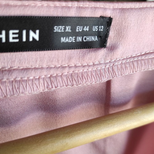 Silk blouse Shein new, pink apple size XL