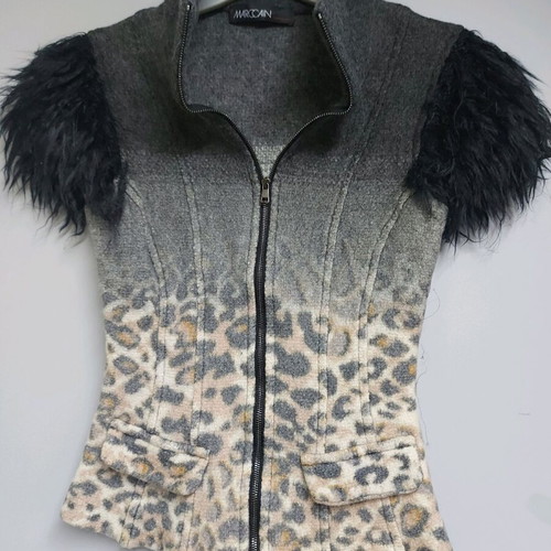 Marc Caine original vest like new, animal print and grey