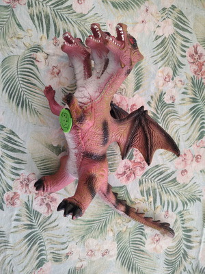 Three-headed dragon inflatable toy like new with sound