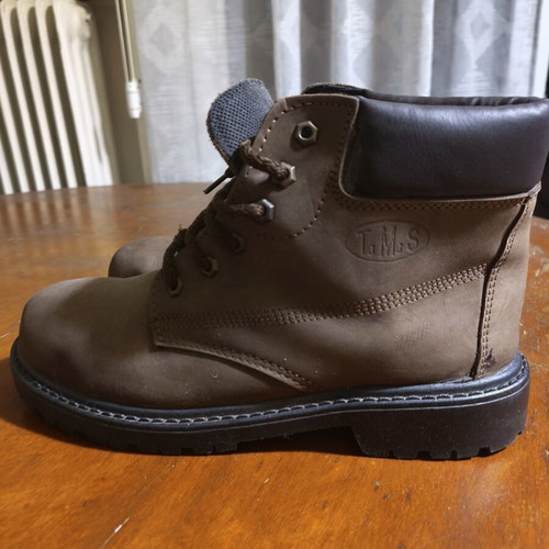 Men's boots size 45 used, brown