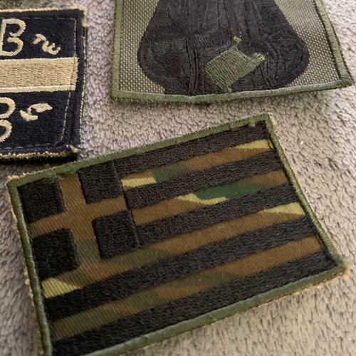Military embroidered patches used, pack of 8 pieces