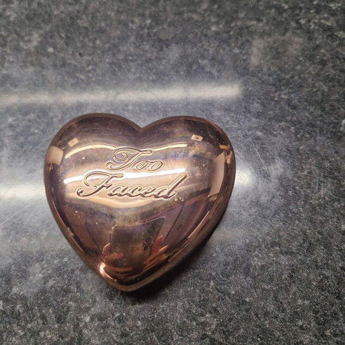 Too Faced highlighter compact used