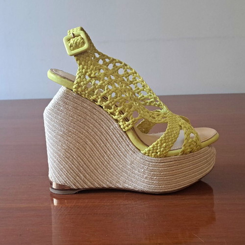 Paloma Barceló leather platform sandals lime size 37 like new