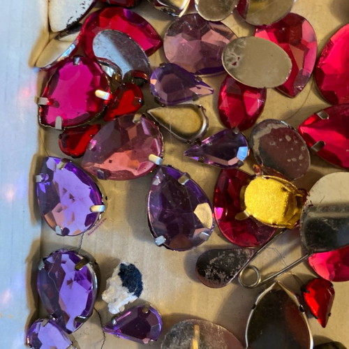 Crystals for embroidery used, various colors and shapes
