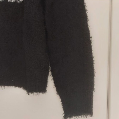 Wool Sweater Let It Snow logo size L like new, black