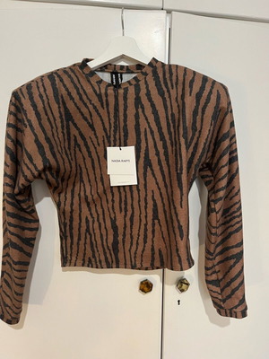 Μπλούζα Nadia Rapti Zibra XS καφέ/μαύρο καινούργια με αφαιρούμενες βάτες