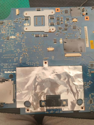Lenovo G550 mainboard used with 3GB DDR3 RAM and Intel Pentium CPU
