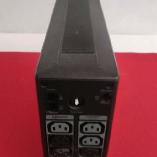Back-UPS Pro 550 APC like new, 6 IEC outlets, Line-Interactive