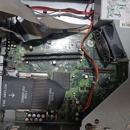 Compaq Evo D510 SFF retro PC used with built-in speakers