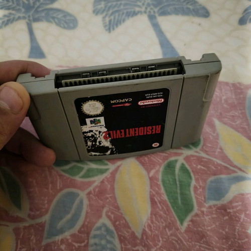 Resident Evil 2 Nintendo 64 used in excellent condition