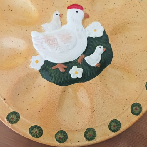 Ceramic decorative platter with hen and chick rustic design new