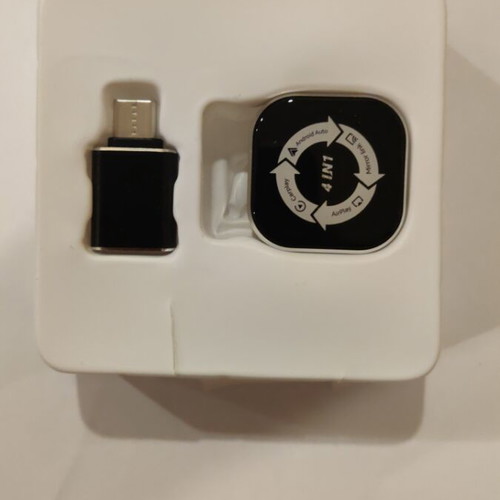 CarPlay Android Auto Adapter Q1A Black like new, 4-in-1 wireless