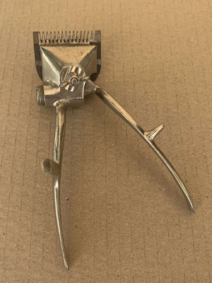 Μηχανή για κούρεμα μεταχειρισμένη του 1952