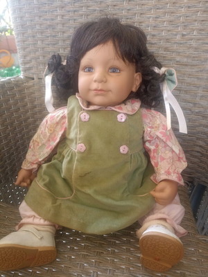 Collectible doll like new