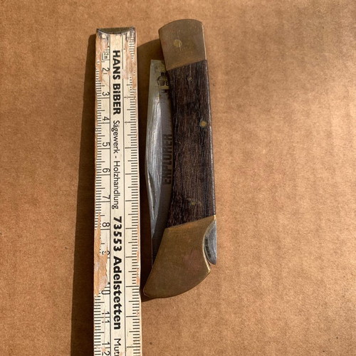 Explorer Japan Steel knife used with lockback mechanism