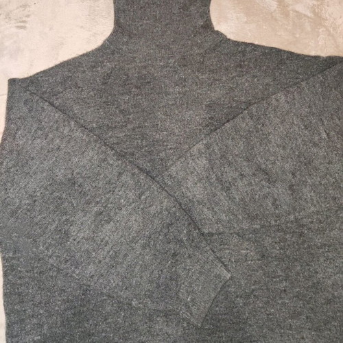 H&M turtleneck sweater like new, charcoal gray wool asymmetric