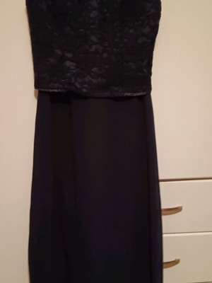 Black sleeveless maxi dress with lace bust like new