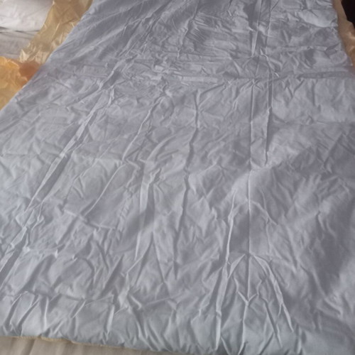 New Baby hypoallergenic baby quilt with ruffles