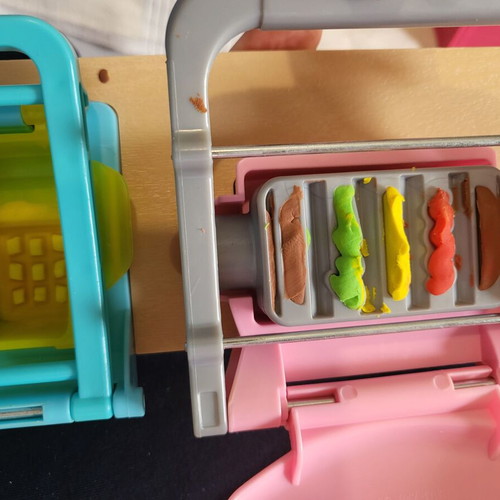 Barbie kitchen playset with sounds like new