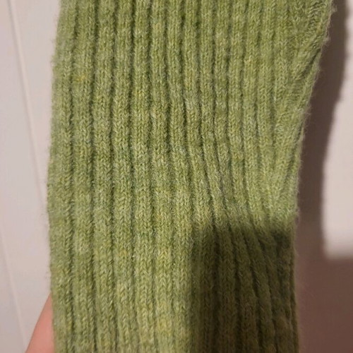 Mango Medium cardigan sweater used, green