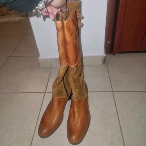 Brown suede boots size 37 like new