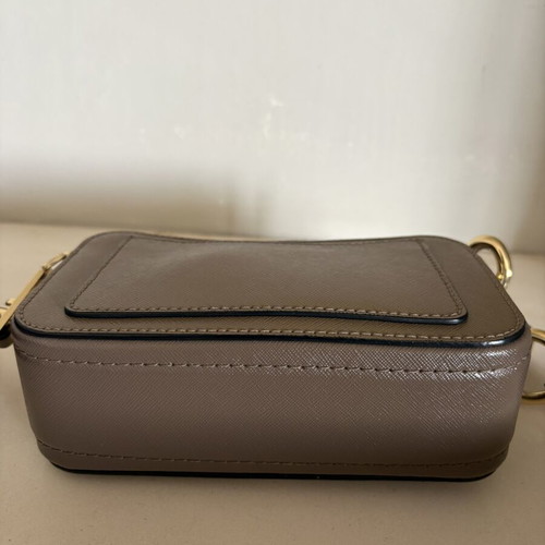 Marc Jacobs The Snapshot shoulder bag, grey beige