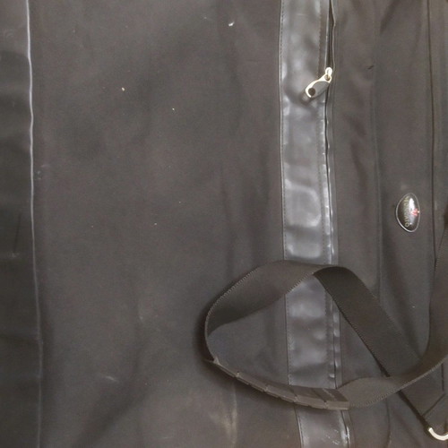 Roncato suit bag new, ergonomic, black color