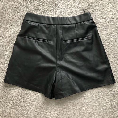 ZARA women's black shorts like new, size S