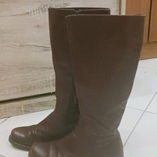 Leather boots brown like new, size 36