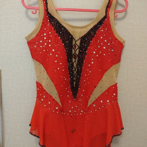 Rhythmic gymnastics leotard like new, size up to 128 cm