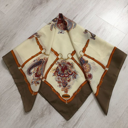 Paolo Gucci vintage scarf with paisley and belt motif