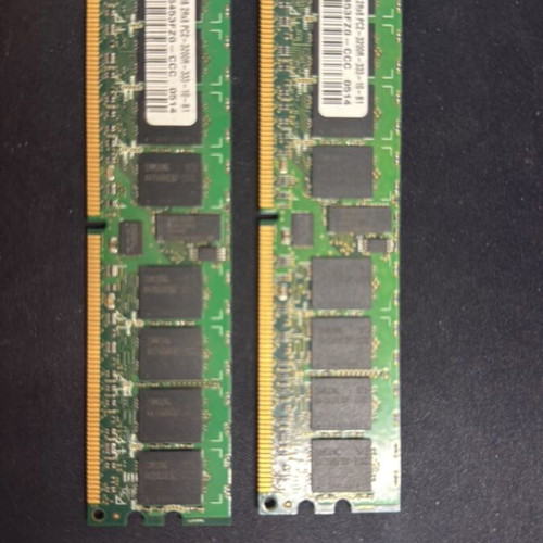 Samsung DDR400 PC-3200 RAM 2x512MB used, 1GB total