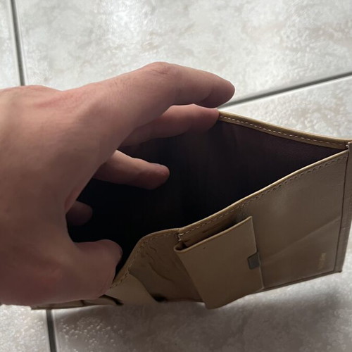 Women's wallet like new, thin leather, beige and brown