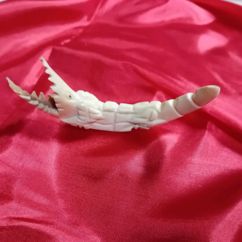 Crocodile made of camel bone used, in very good condition