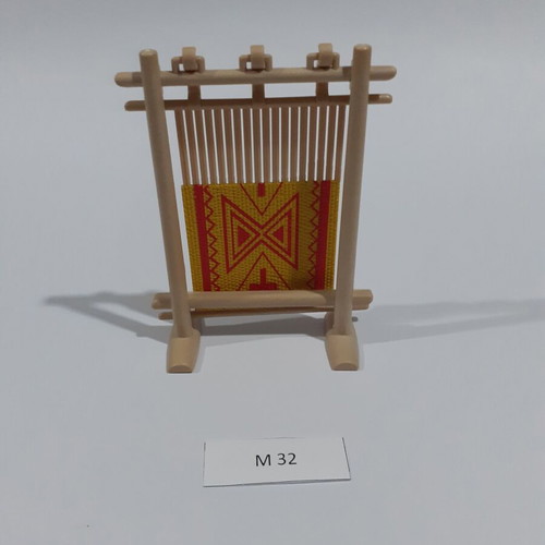 Playmobil Indian Loom like new
