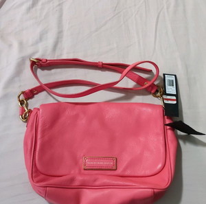 Marc Jacobs crossbody coral bag