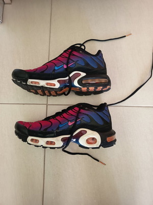 Nike TN x Barcelona x Patta shoes size 38 used with minor wear