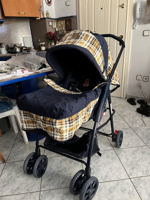 Baby stroller like new, convertible to cradle and seat