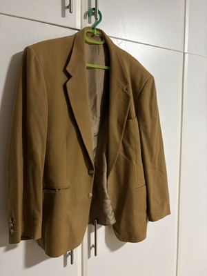 Jacket size 50 like new, brown