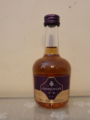 Courvoisier VS cognac miniature new 50ml