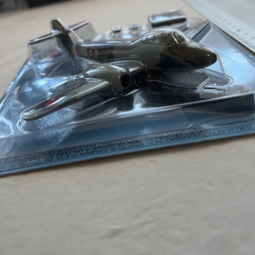 Gloster Meteor запечатан комплект Italeri мащаб 1/100 нов