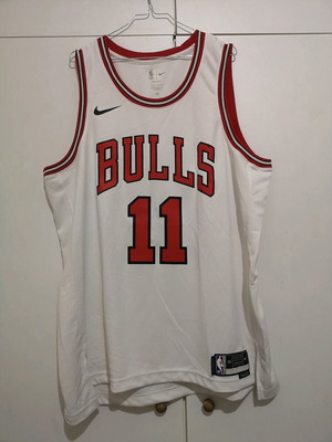 Authentic NBA Chicago Bulls DeMar DeRozan #11 Nike Swingman Jersey XXL brand new