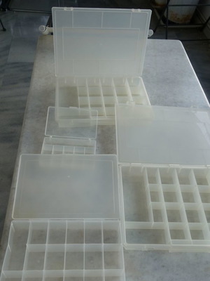 Set of 4 plastic bead organizers used for faux bijoux making