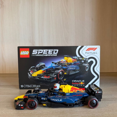 Lego Speed Champions Formula 1 car
