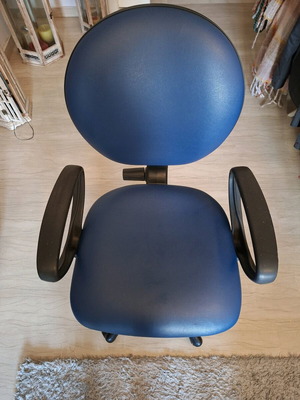 Office chair like new