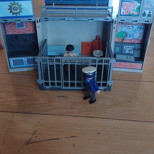 Game Box Police Station Playmobil used