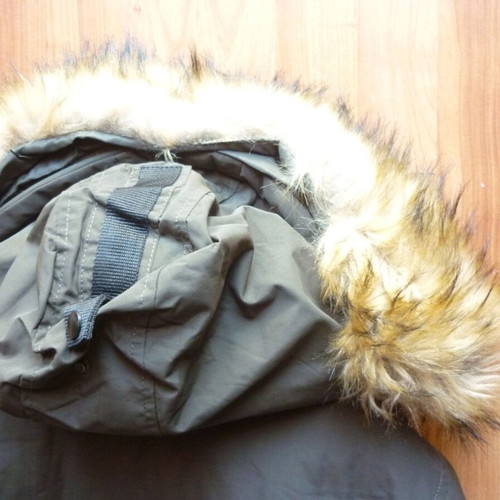 Men's parka jacket khaki like new Medium/Large with detachable hood