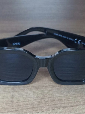 Women's sunglasses new, black