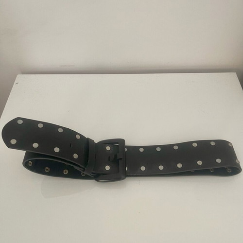 Bershka belt black size 75 like new