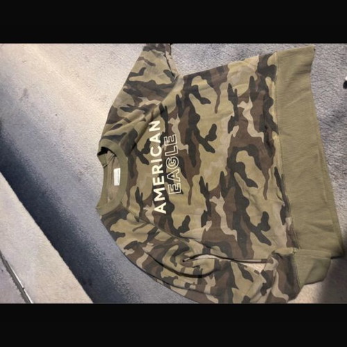 American Eagle camouflage sweatshirt medium like new, multicolor green